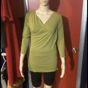 Vince Camuto olive long sleeve wrap top size S